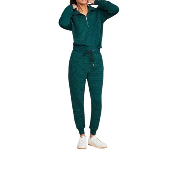 Lou & Grey Green Quilted Women's Lounge Wear Set - Picture 2 of 5